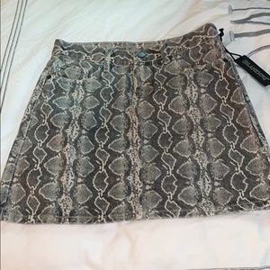 Print skirt